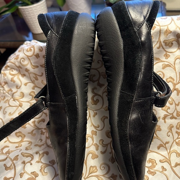 NAOT MAITAI BLACK LEATHER MARY JANE Size EU40/US 9 *NEW SOLES! - Picture 2 of 8